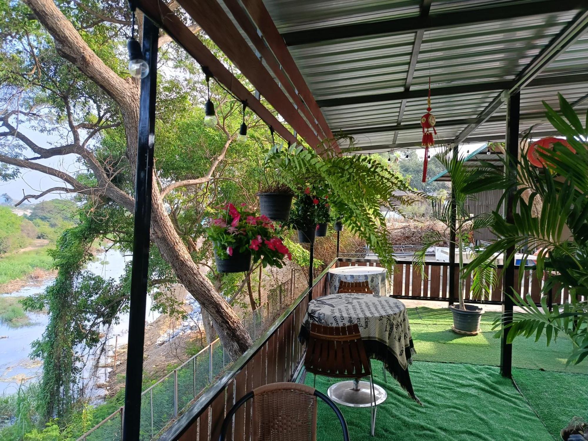 Bussaracum Resort Kanchanaburi by Eksteriør bilde
