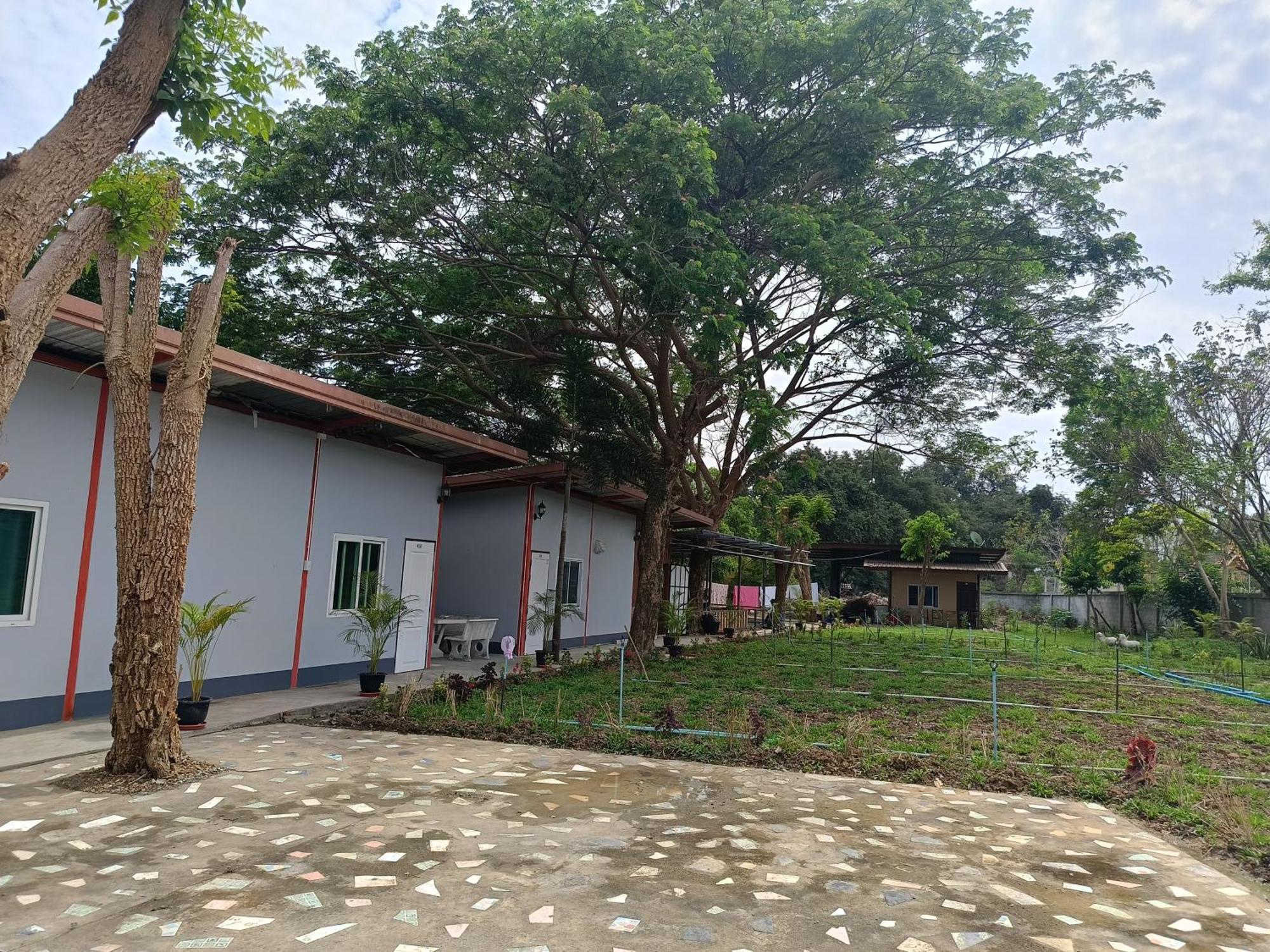 Bussaracum Resort Kanchanaburi by Eksteriør bilde
